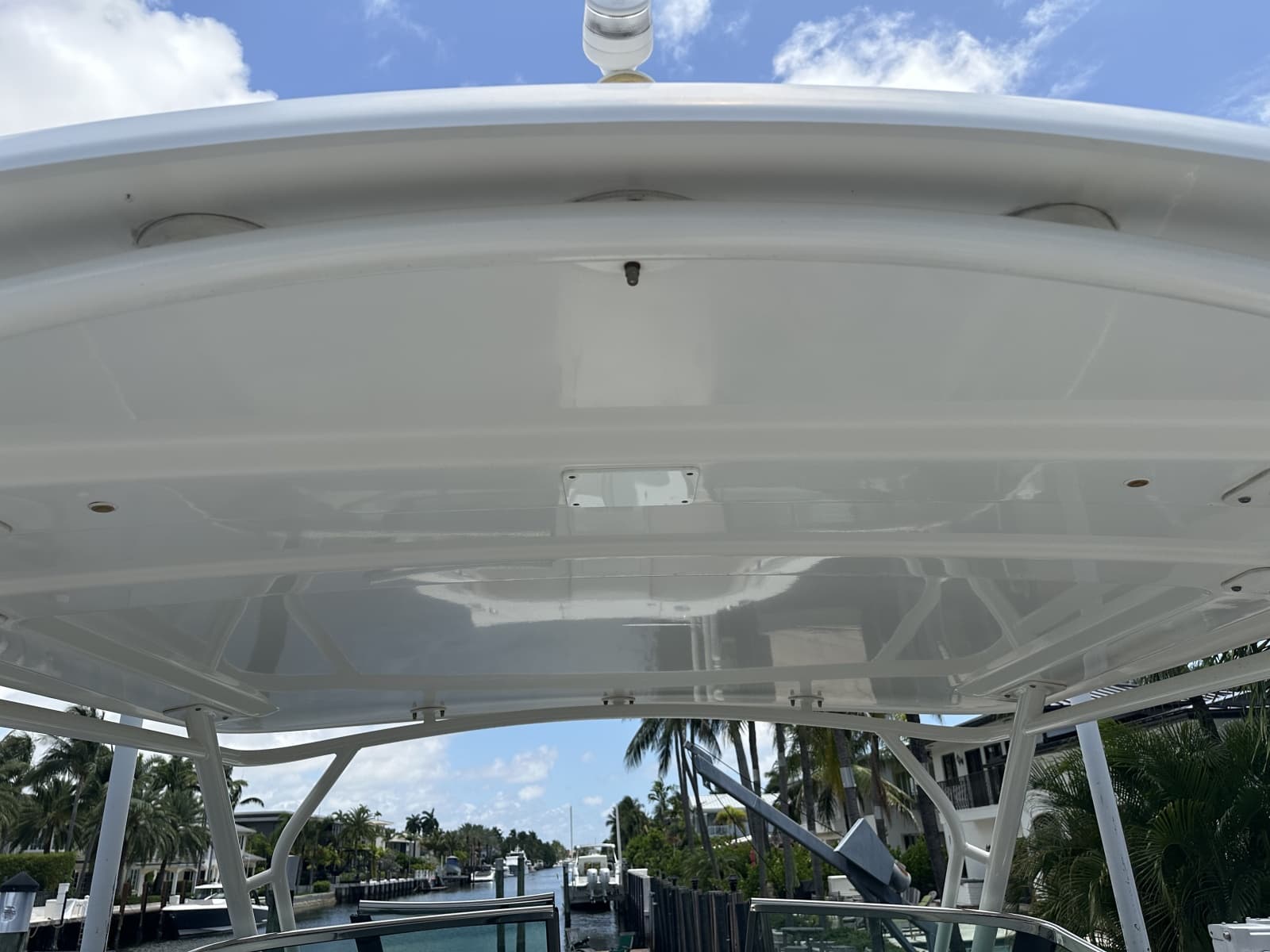 2015 Boston Whaler  - Photo 34
