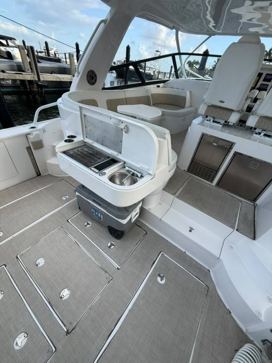 2021 Intrepid  - Photo 5