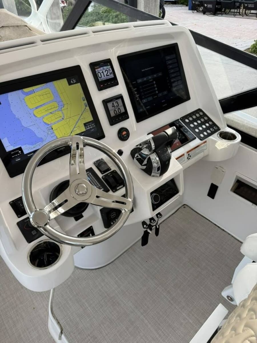 2021 Intrepid  - Photo 9