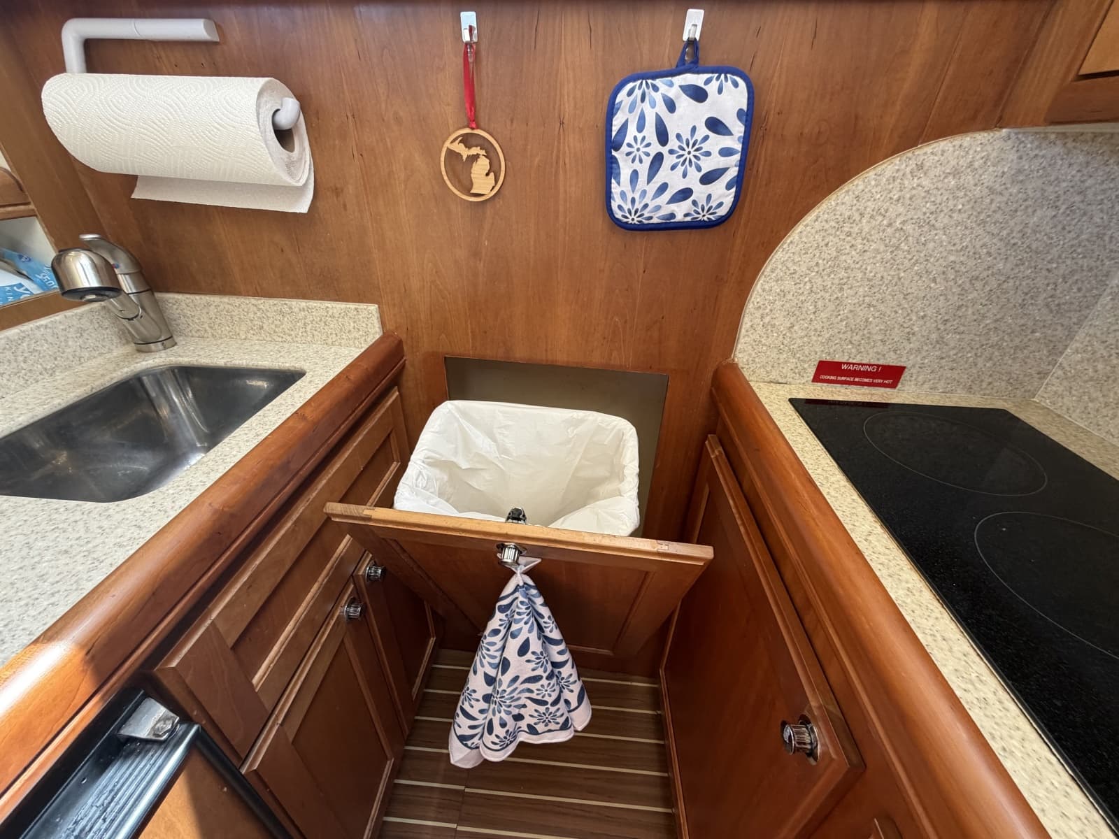 2006 Mainship 34 Trawler - Photo 91