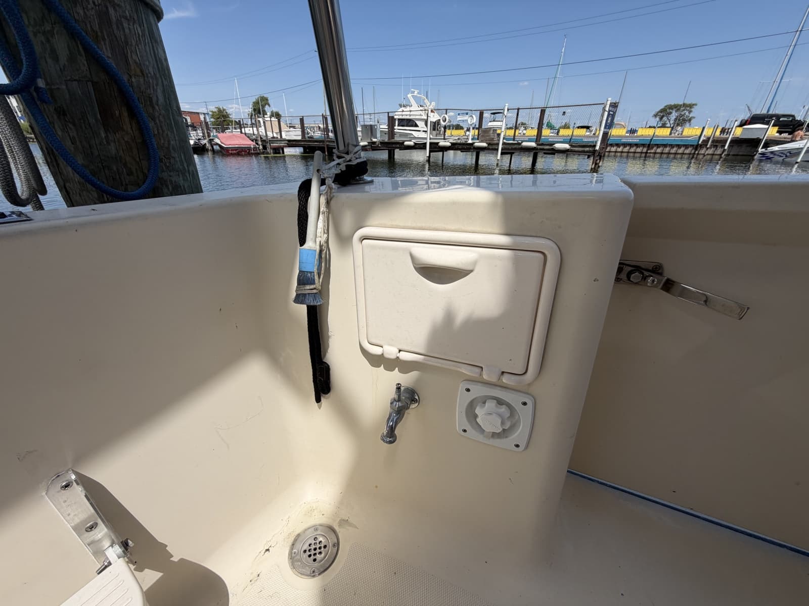 2006 Mainship 34 Trawler - Photo 12