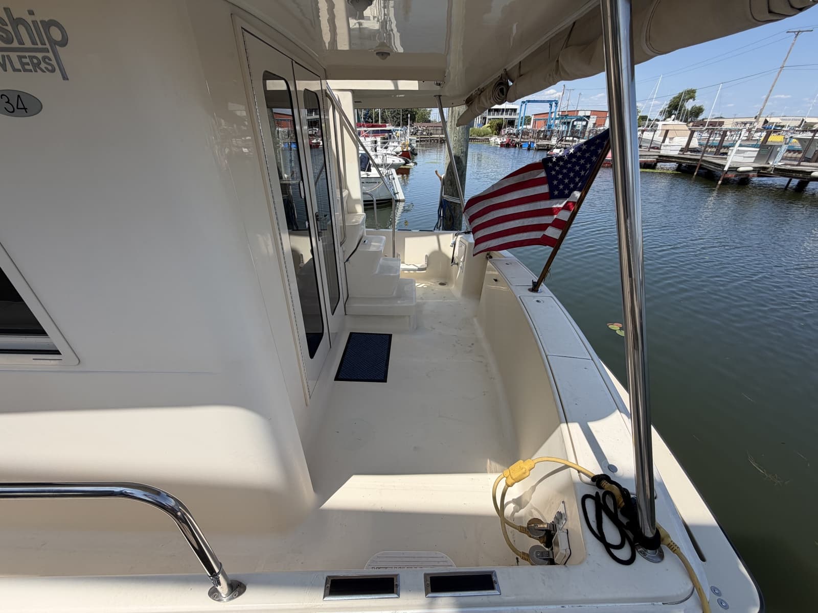 2006 Mainship 34 Trawler - Photo 10