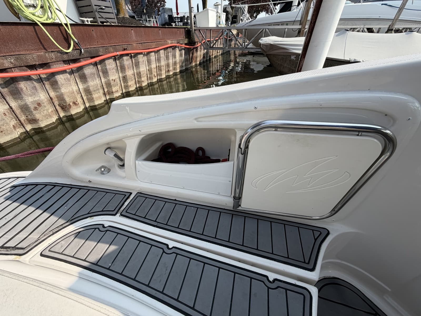 2006 Monterey 298 Sport Cruiser - Photo 11