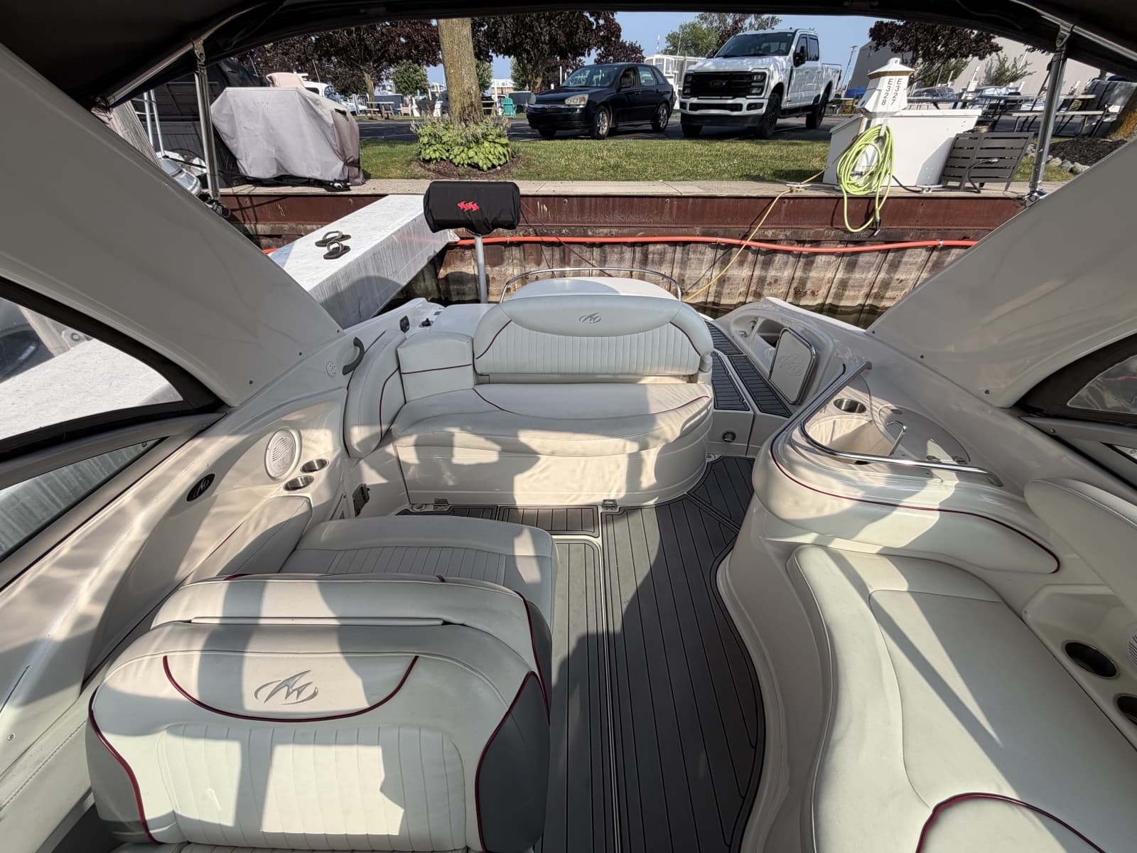 2006 Monterey 298 Sport Cruiser - Photo 38