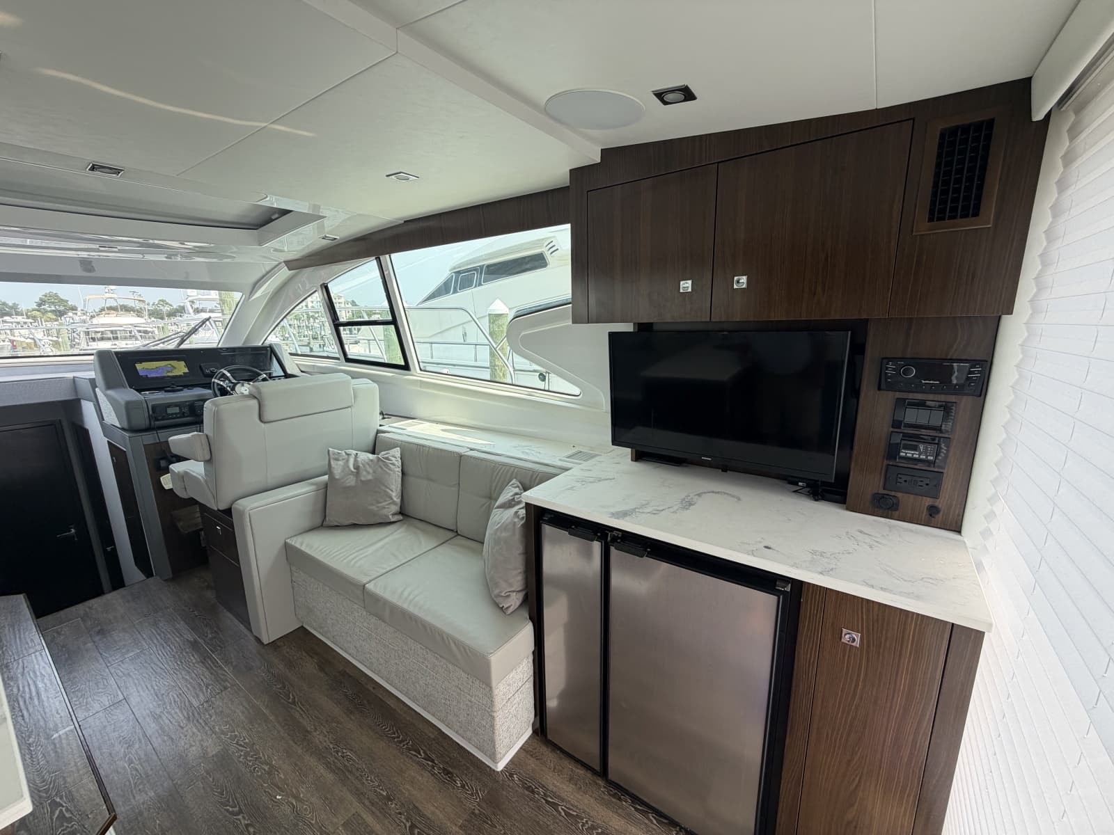 2022 Cruisers 46 Cantius - Photo 32