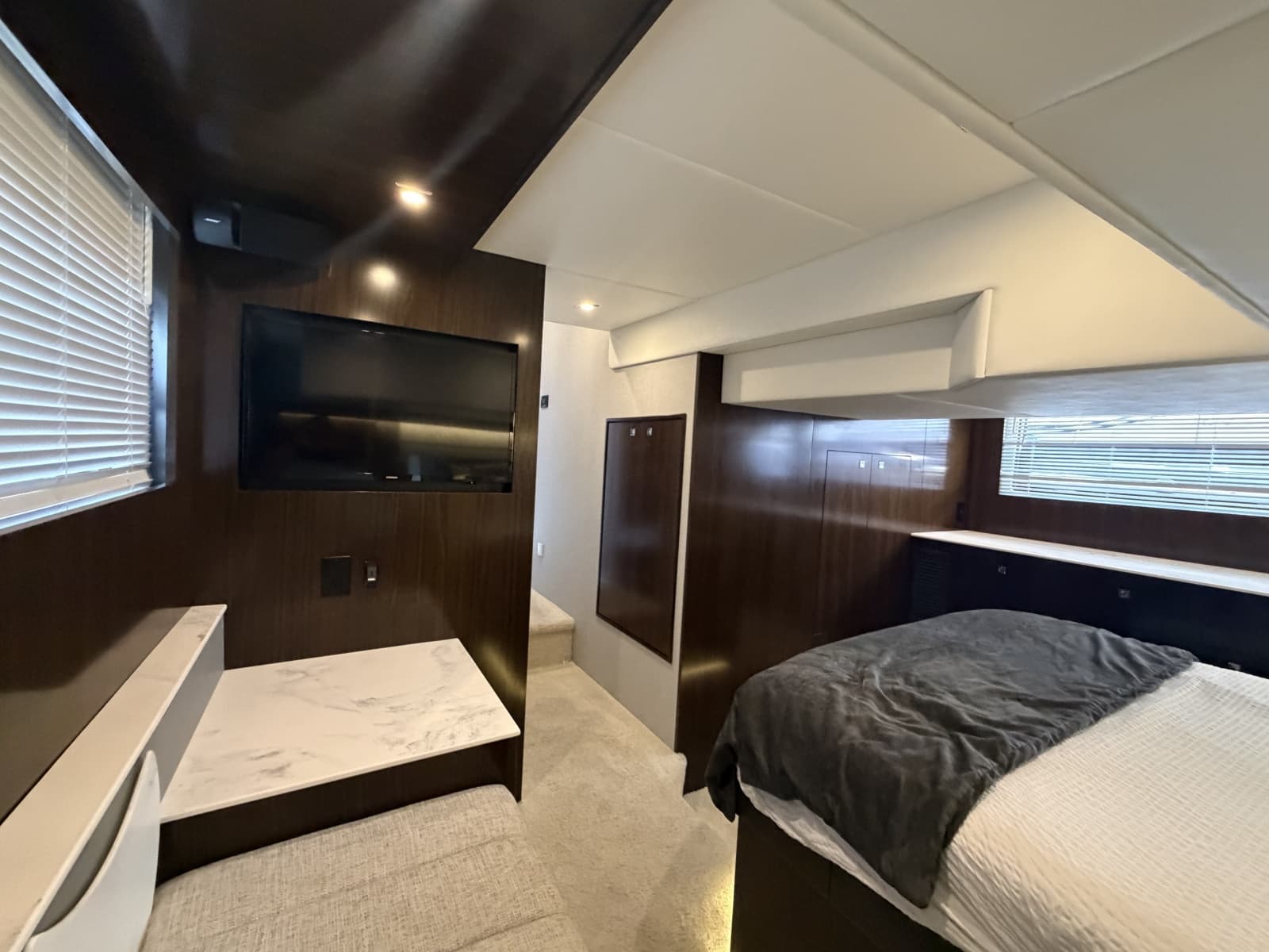 2022 Cruisers 46 Cantius - Photo 15