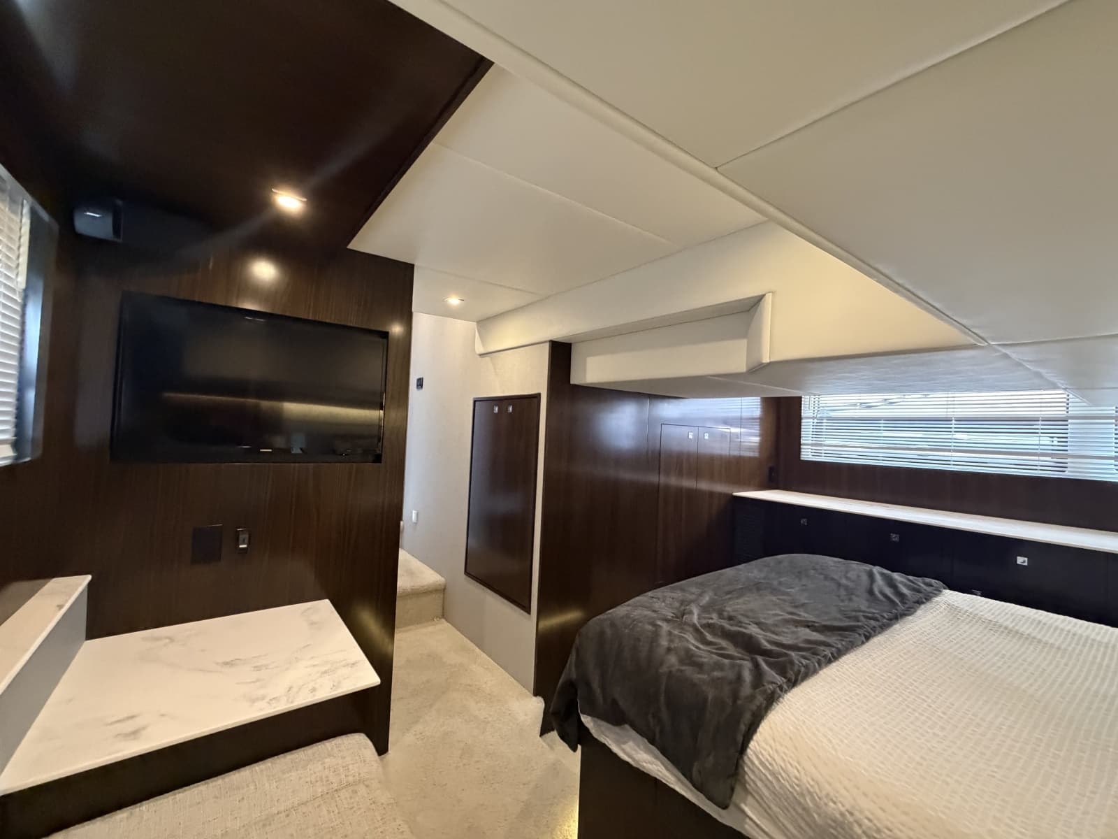 2022 Cruisers 46 Cantius - Photo 16