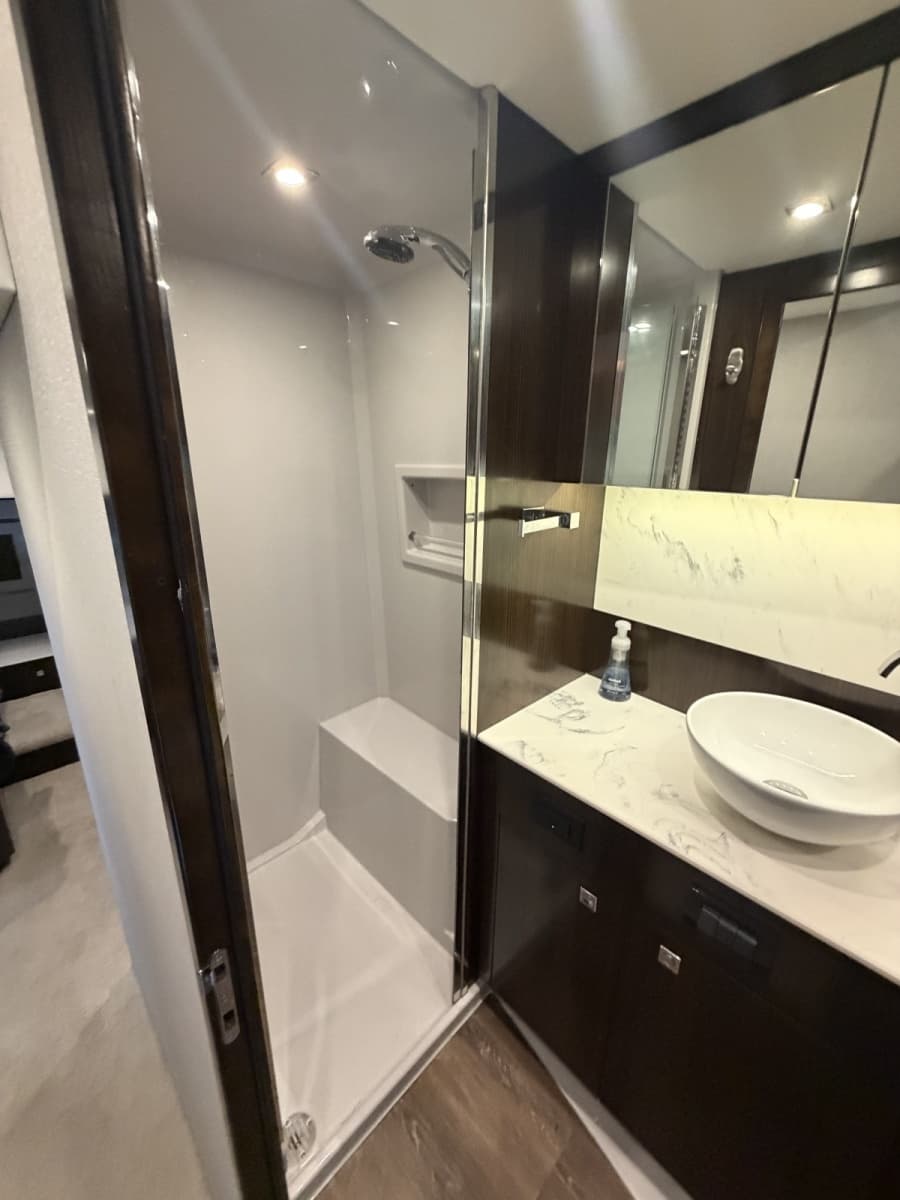 2022 Cruisers 46 Cantius - Photo 20