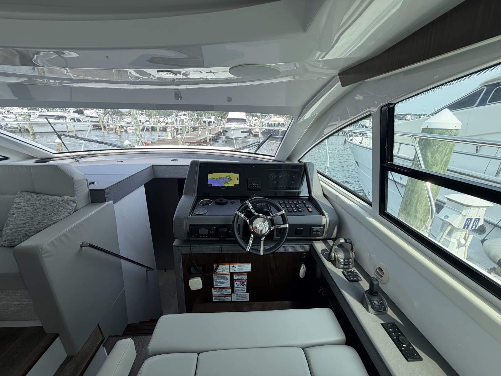 2022 Cruisers 46 Cantius - Photo 33