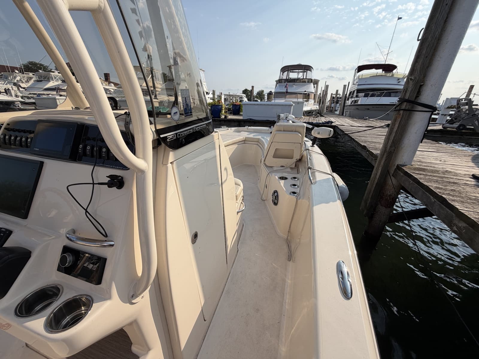2022 Grady-White 251 Coastal Explorer - Photo 40