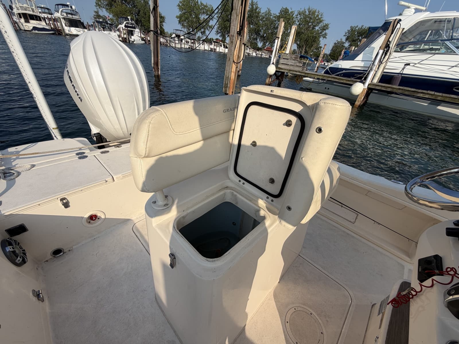 2022 Grady-White 251 Coastal Explorer - Photo 27