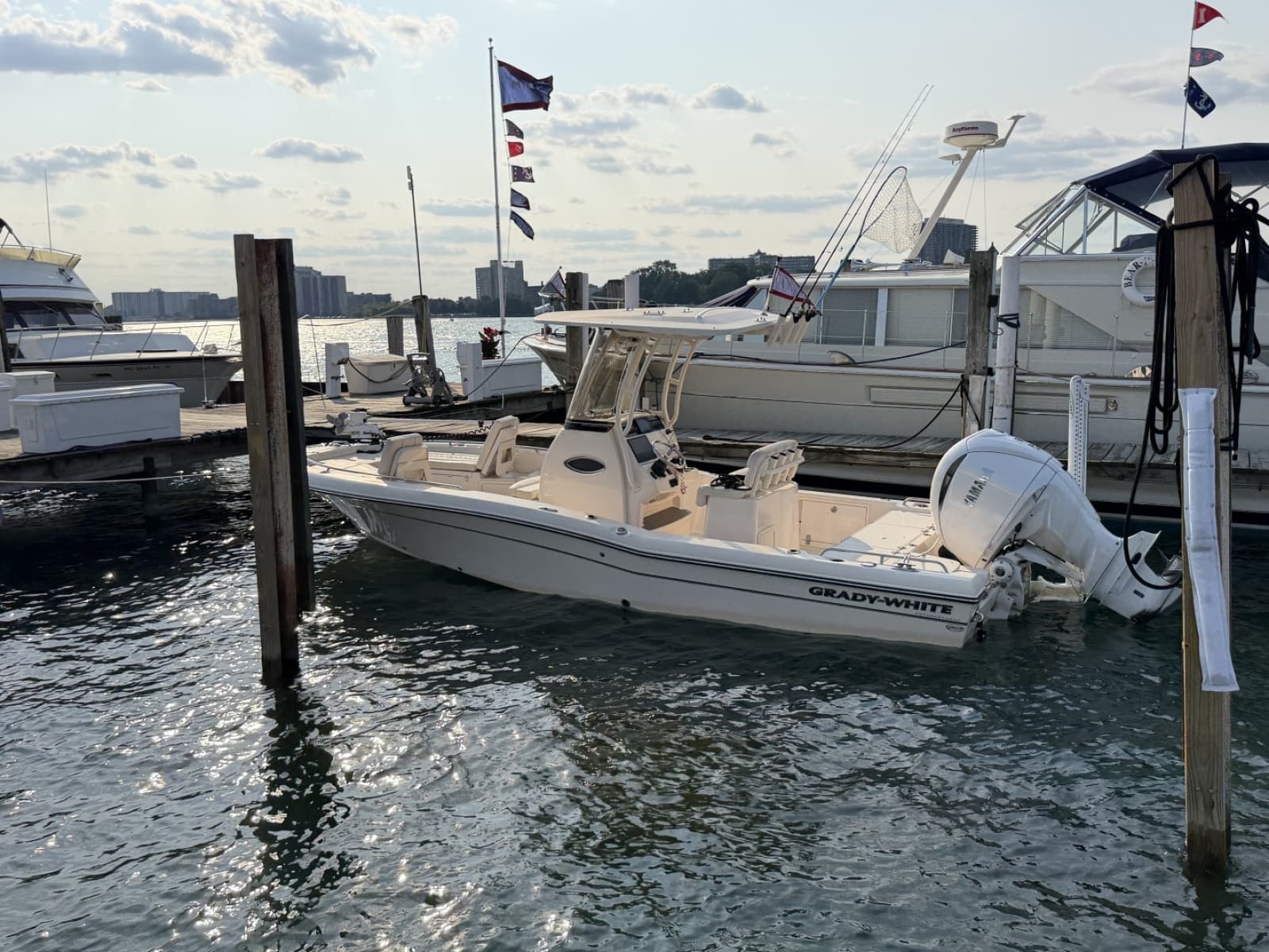 2022 Grady-White 251 Coastal Explorer - Photo 3