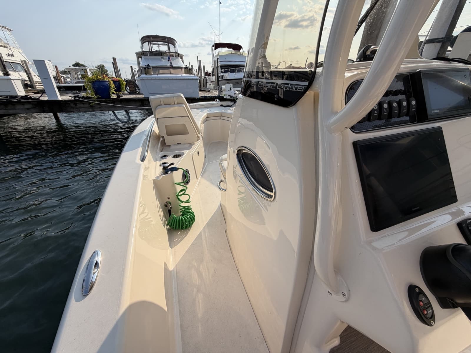 2022 Grady-White 251 Coastal Explorer - Photo 39