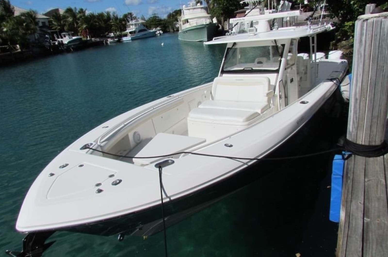 2016 Everglades 435 Center Console - Photo 6