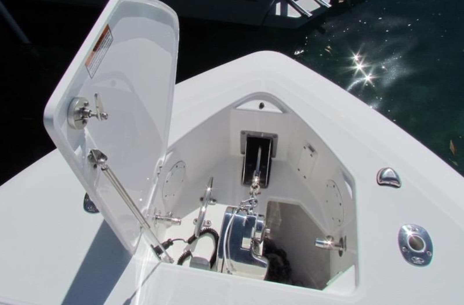 2016 Everglades 435 Center Console - Photo 8