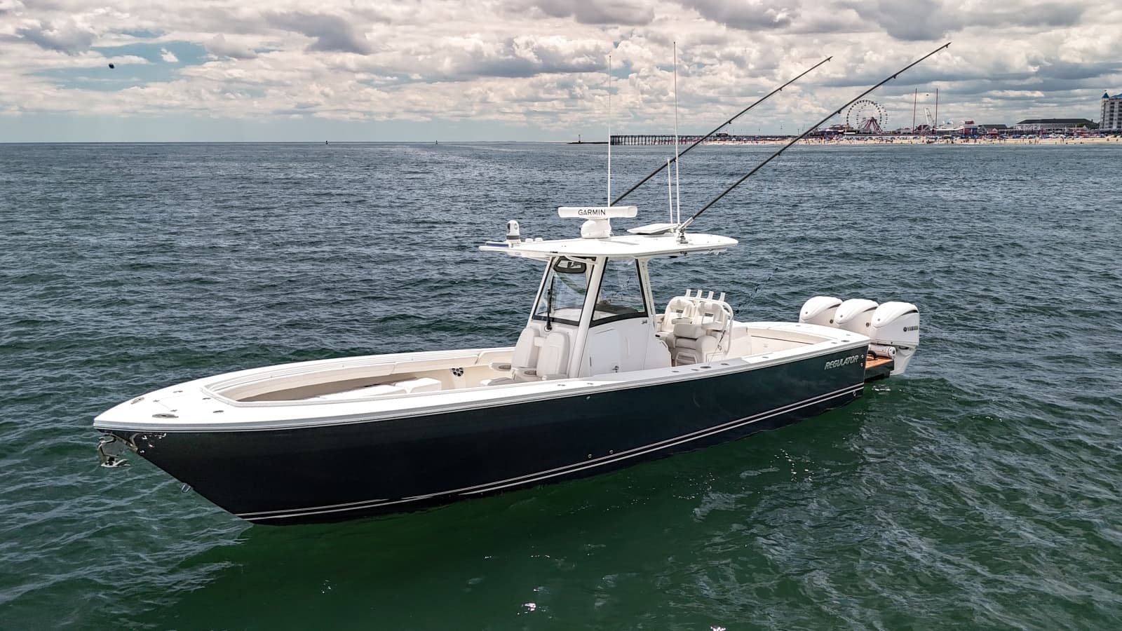 2022 Regulator 34 CC - Photo 1