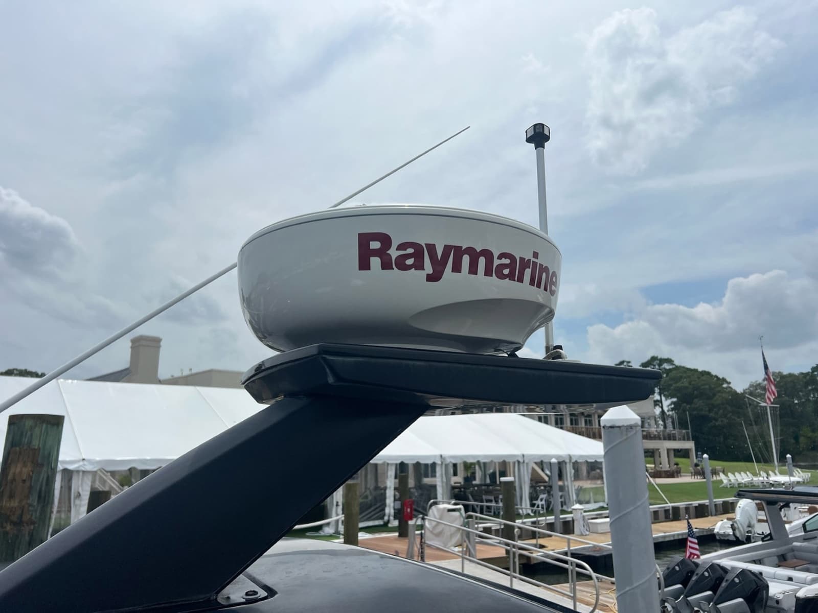 2019 Carver C37 - Photo 10