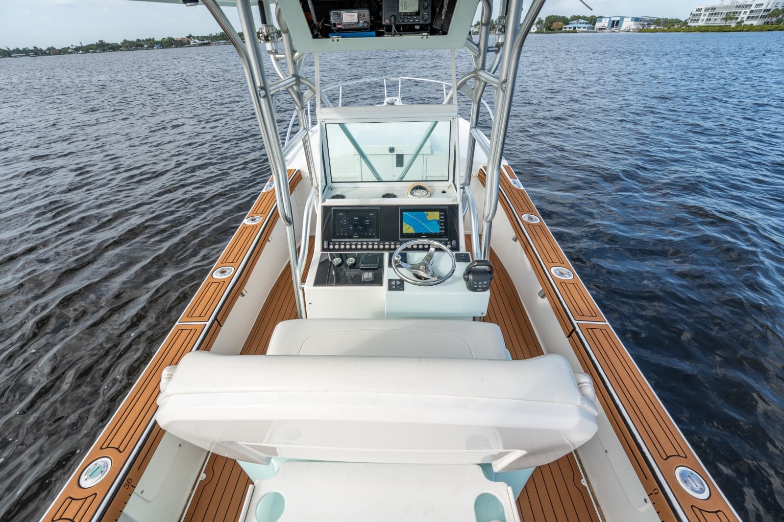 2009 Bimini 24 Center Console - Photo 6