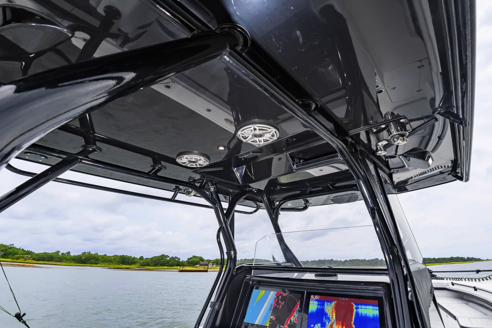 2025 Yellowfin 32 - Photo 26