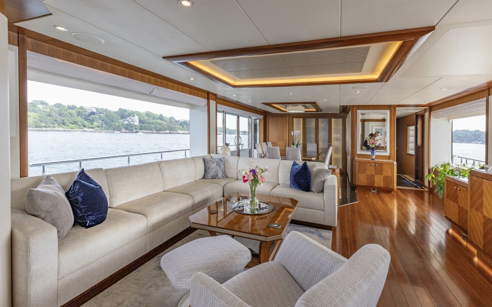 2017 Ocean Alexander OA 120 - Photo 5