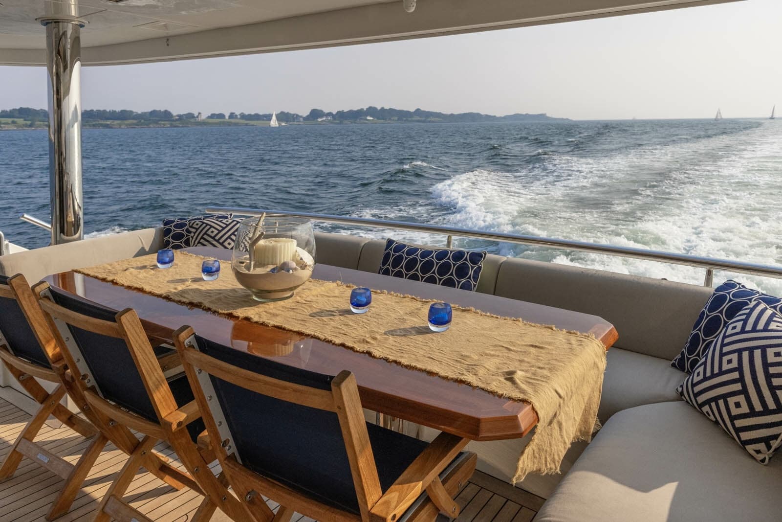 2017 Ocean Alexander OA 120 - Photo 2