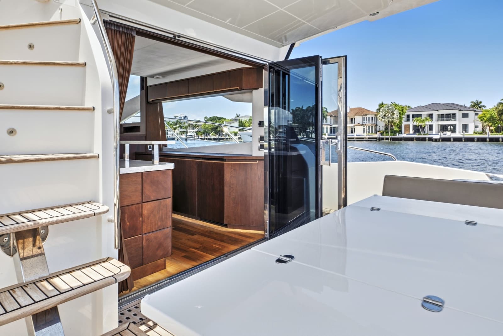 2017 Galeon Sky - Photo 8