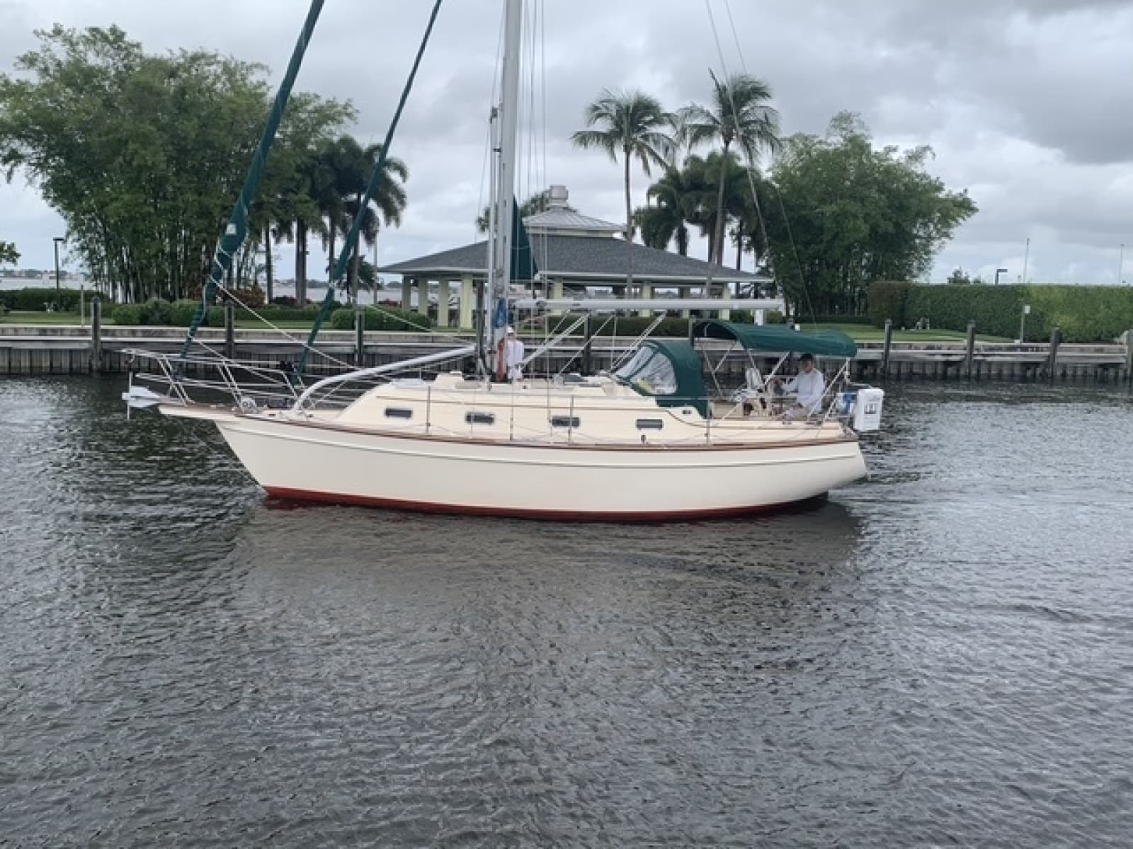 2000 Island Packet 320 - Photo 3