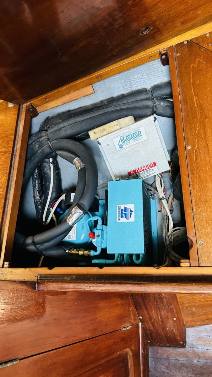 1981 Cape George 36' Cutter - Photo 52