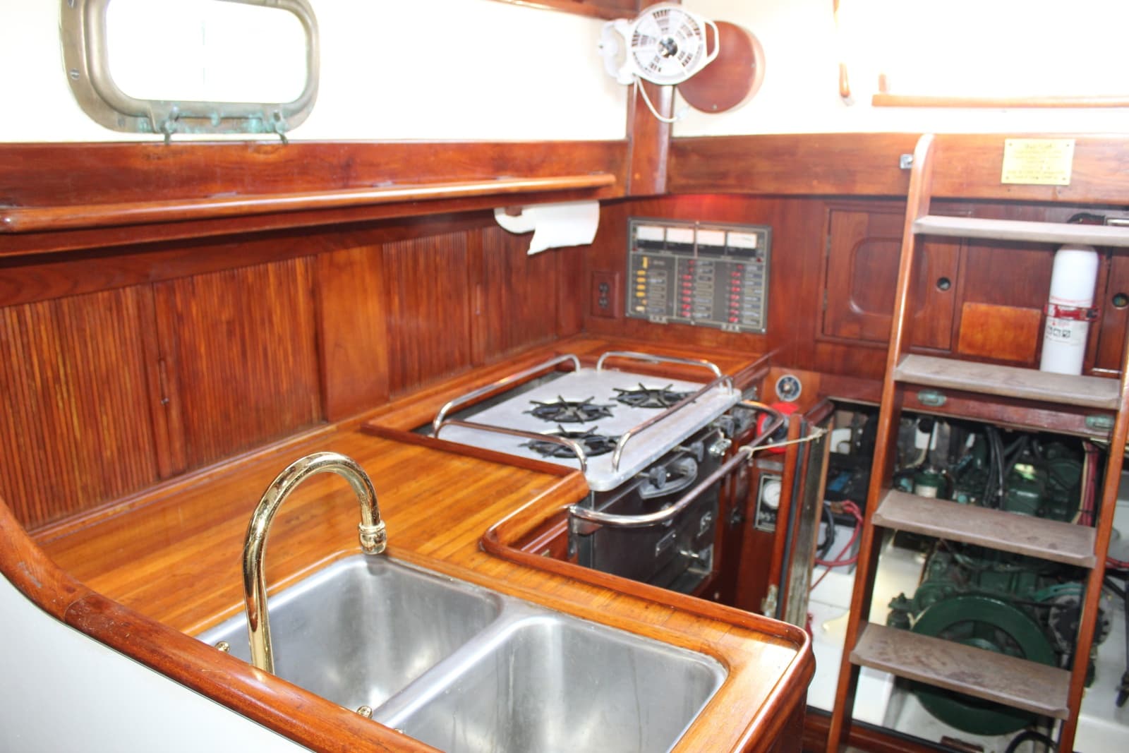 1981 Cape George 36' Cutter - Photo 18
