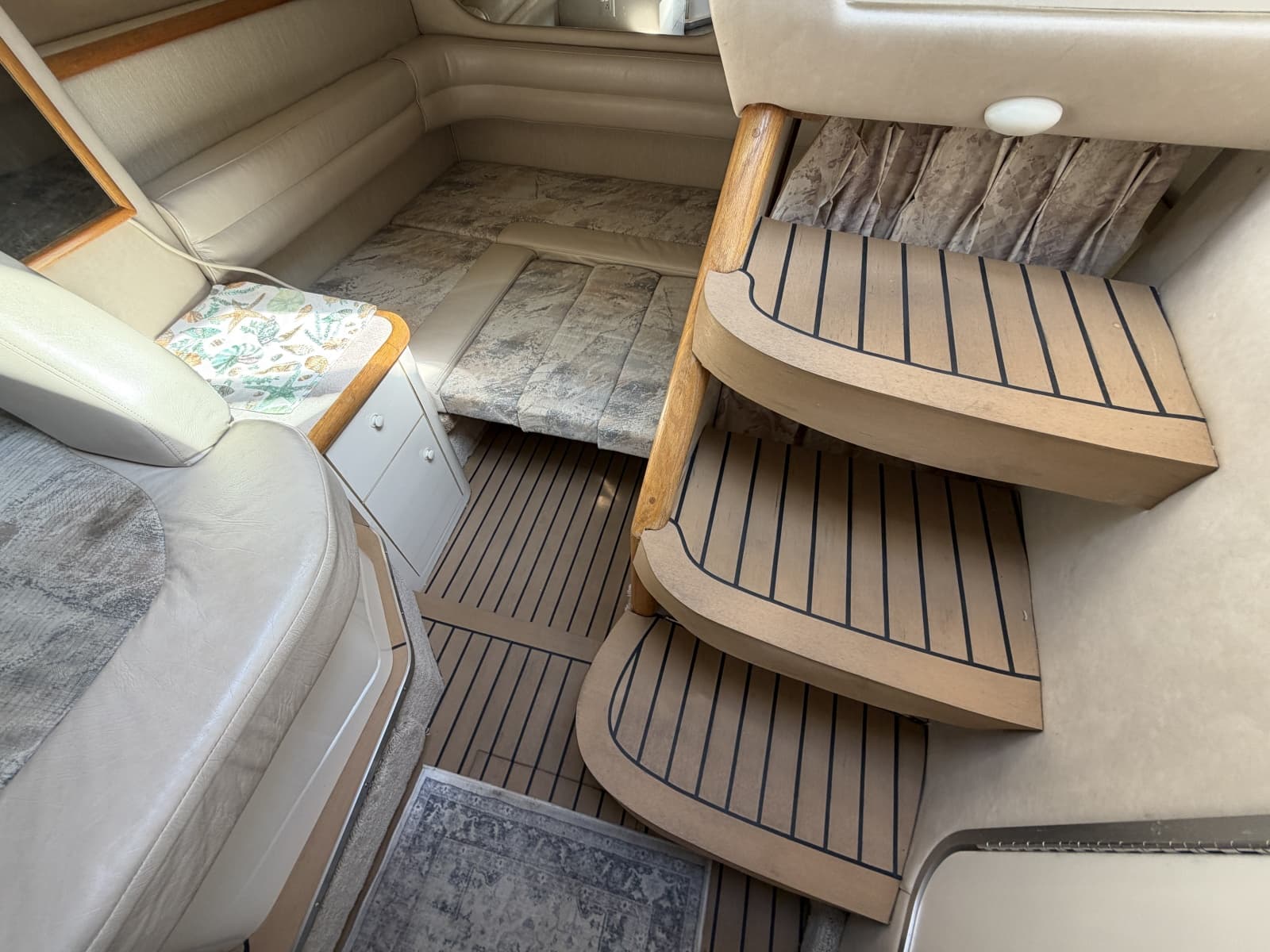 1996 Sea Ray 330 Sundancer - Photo 34