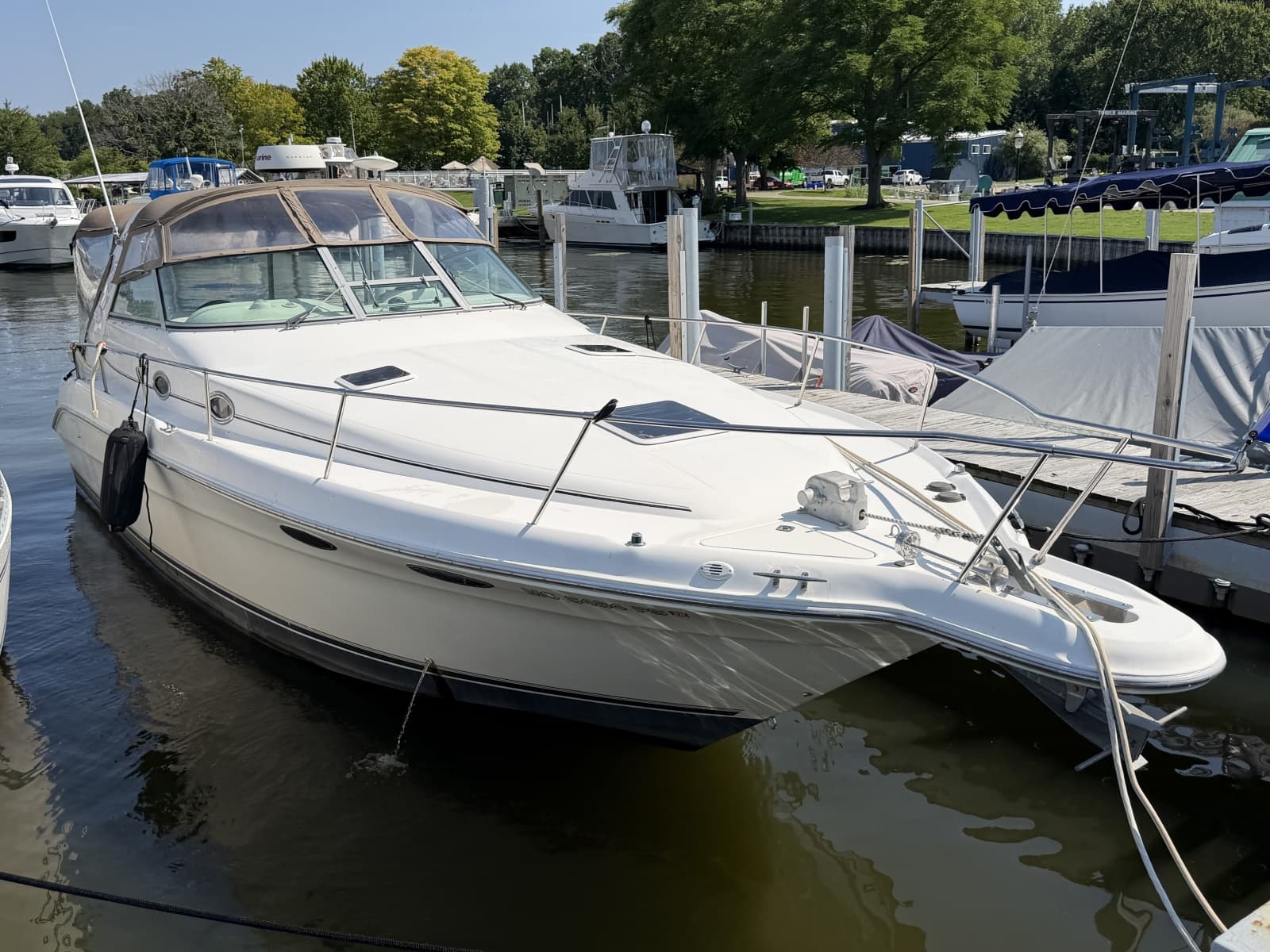 1996 Sea Ray 330 Sundancer - Photo 2