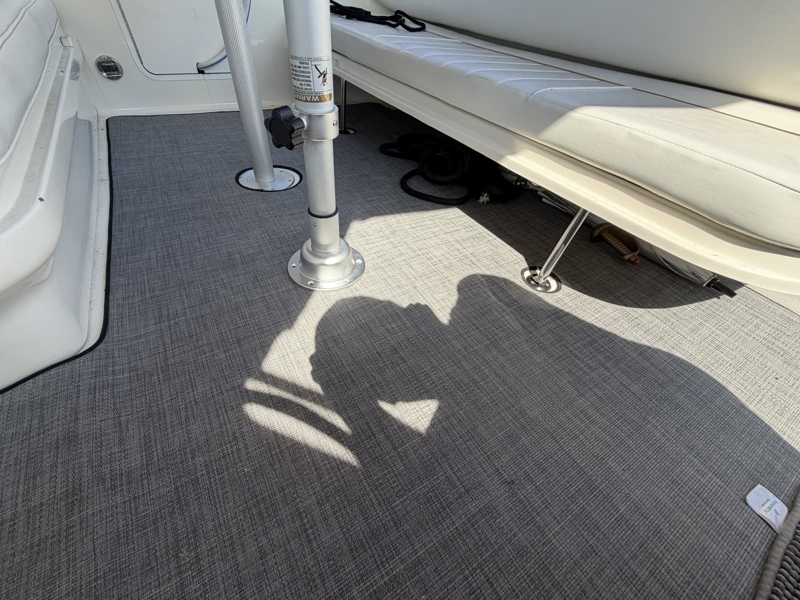 1996 Sea Ray 330 Sundancer - Photo 17