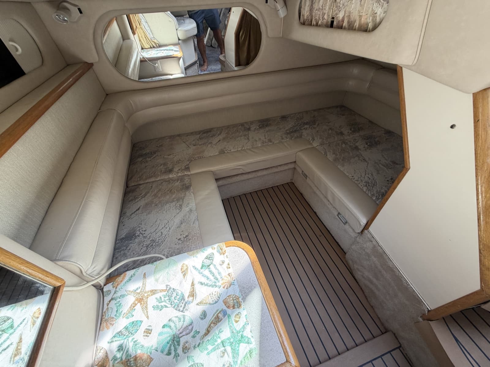 1996 Sea Ray 330 Sundancer - Photo 37