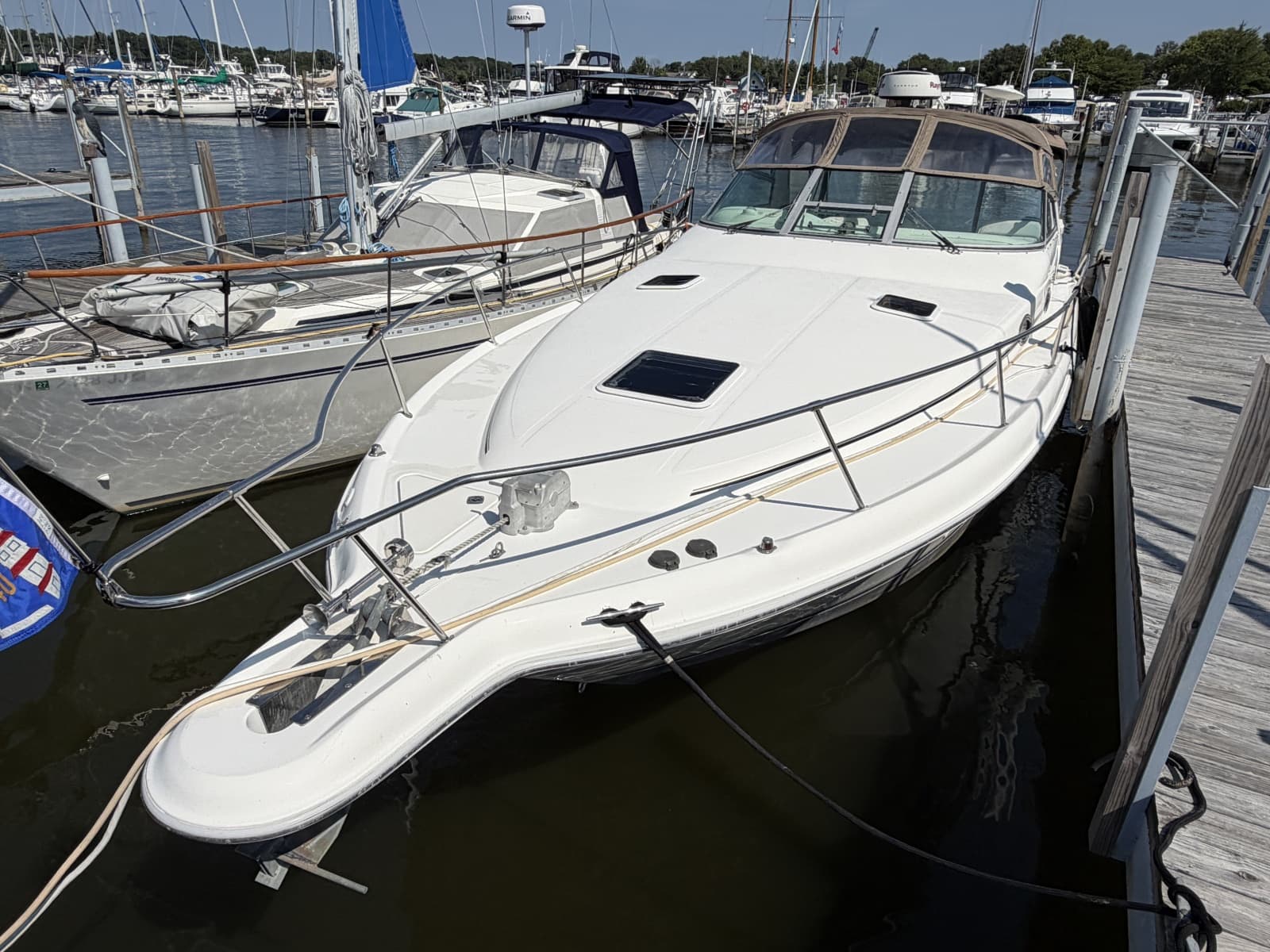 1996 Sea Ray 330 Sundancer - Photo 3