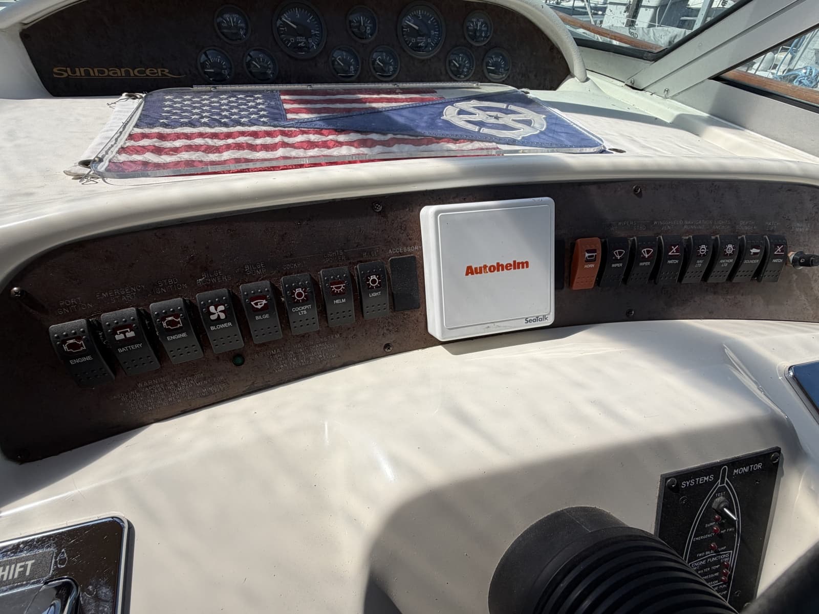 1996 Sea Ray 330 Sundancer - Photo 23