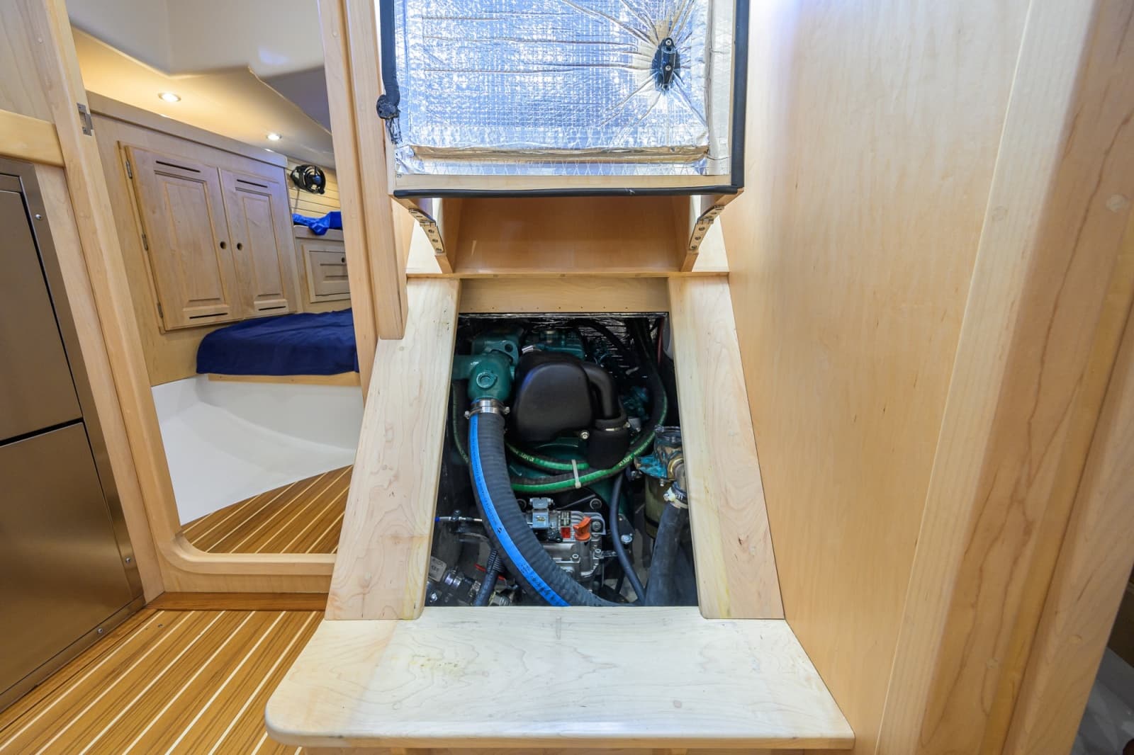 2024 Tartan 395 - Photo 17