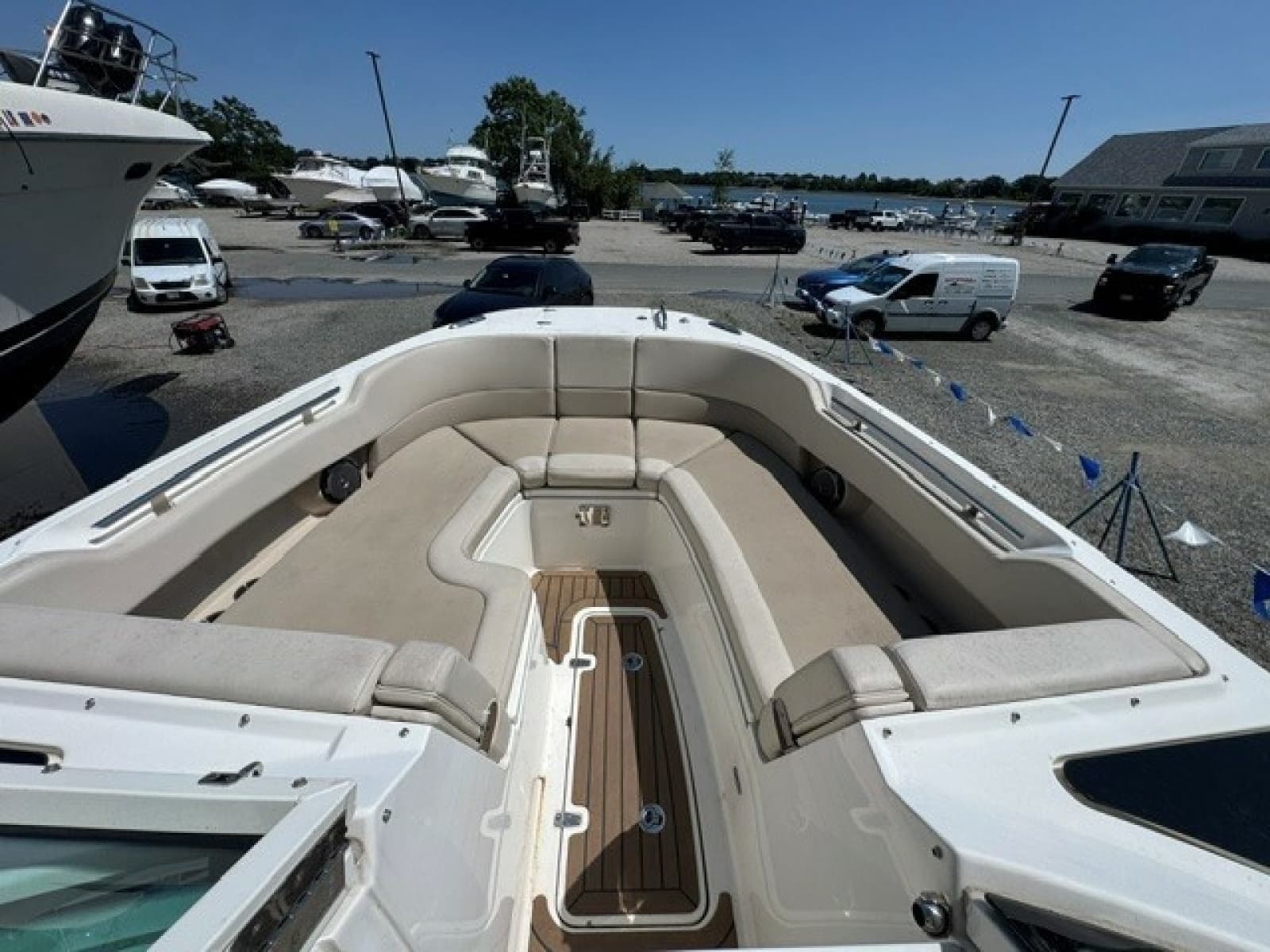 2018 Boston Whaler 320 Vantage - Photo 14