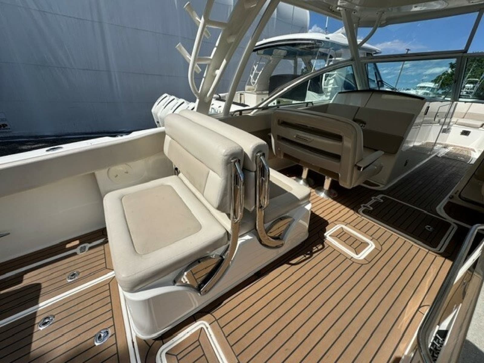 2018 Boston Whaler 320 Vantage - Photo 7