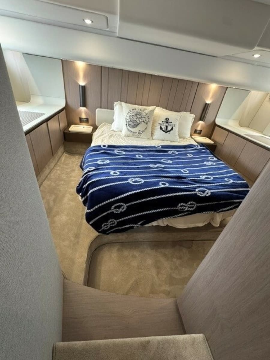 2023 Azimut 50FLY - Photo 21