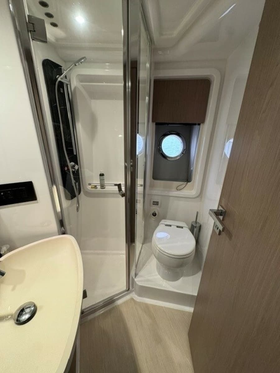2023 Azimut 50FLY - Photo 31