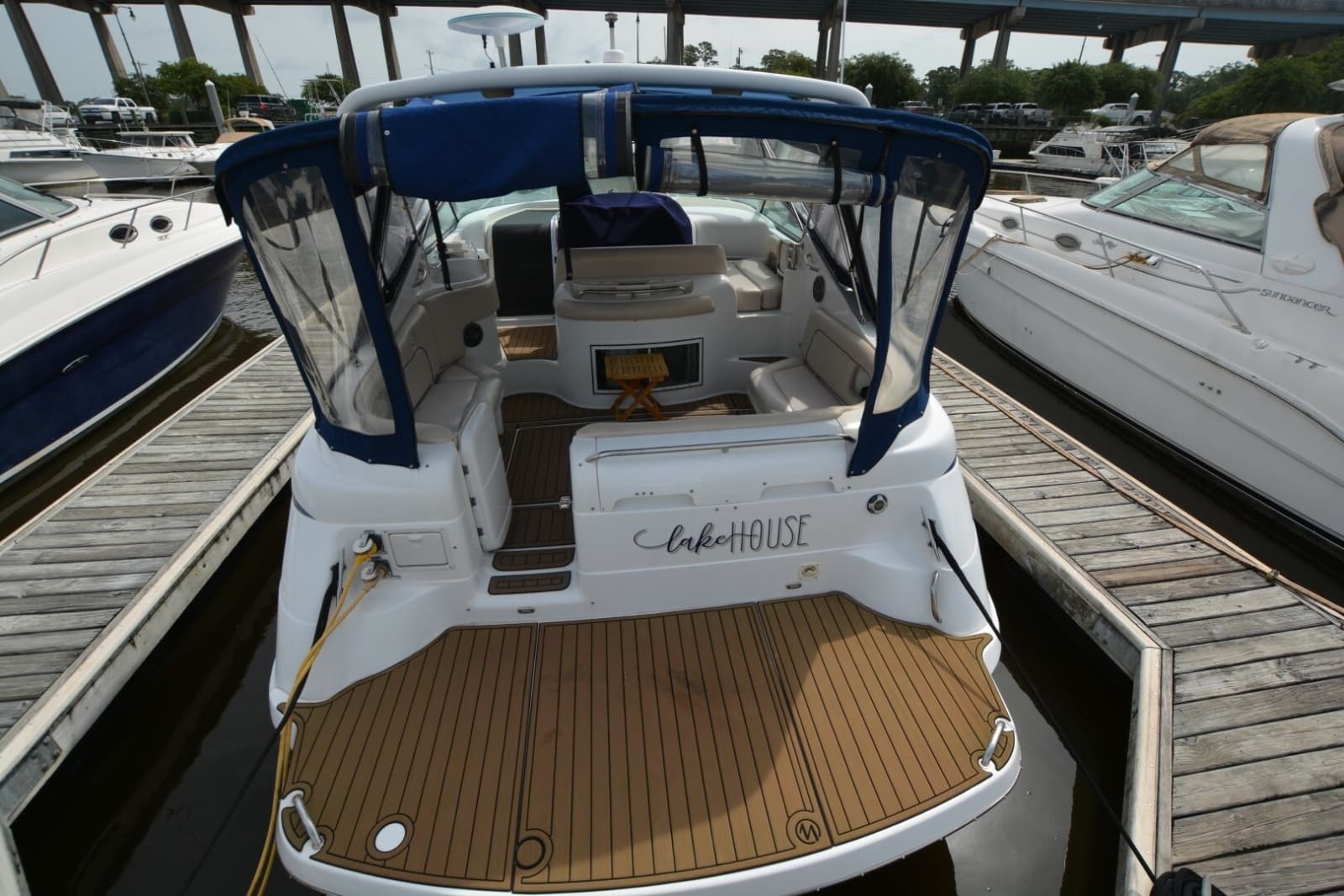 2001 Chris-Craft 328 - Photo 4