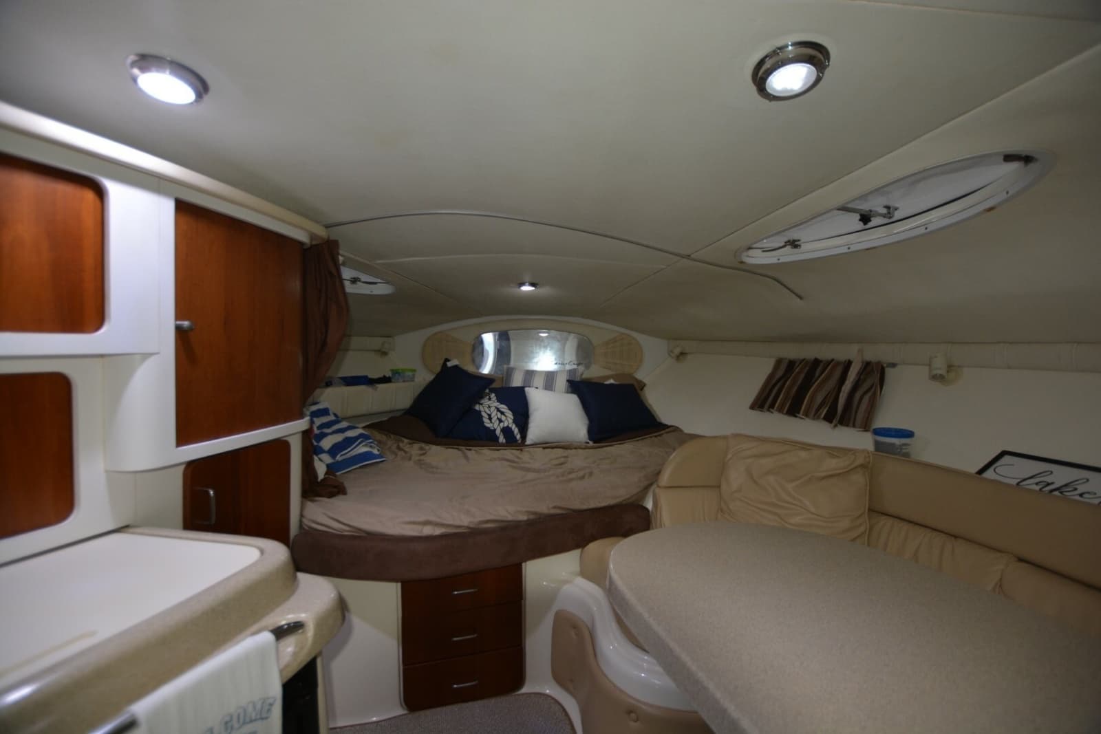 2001 Chris-Craft 328 - Photo 7