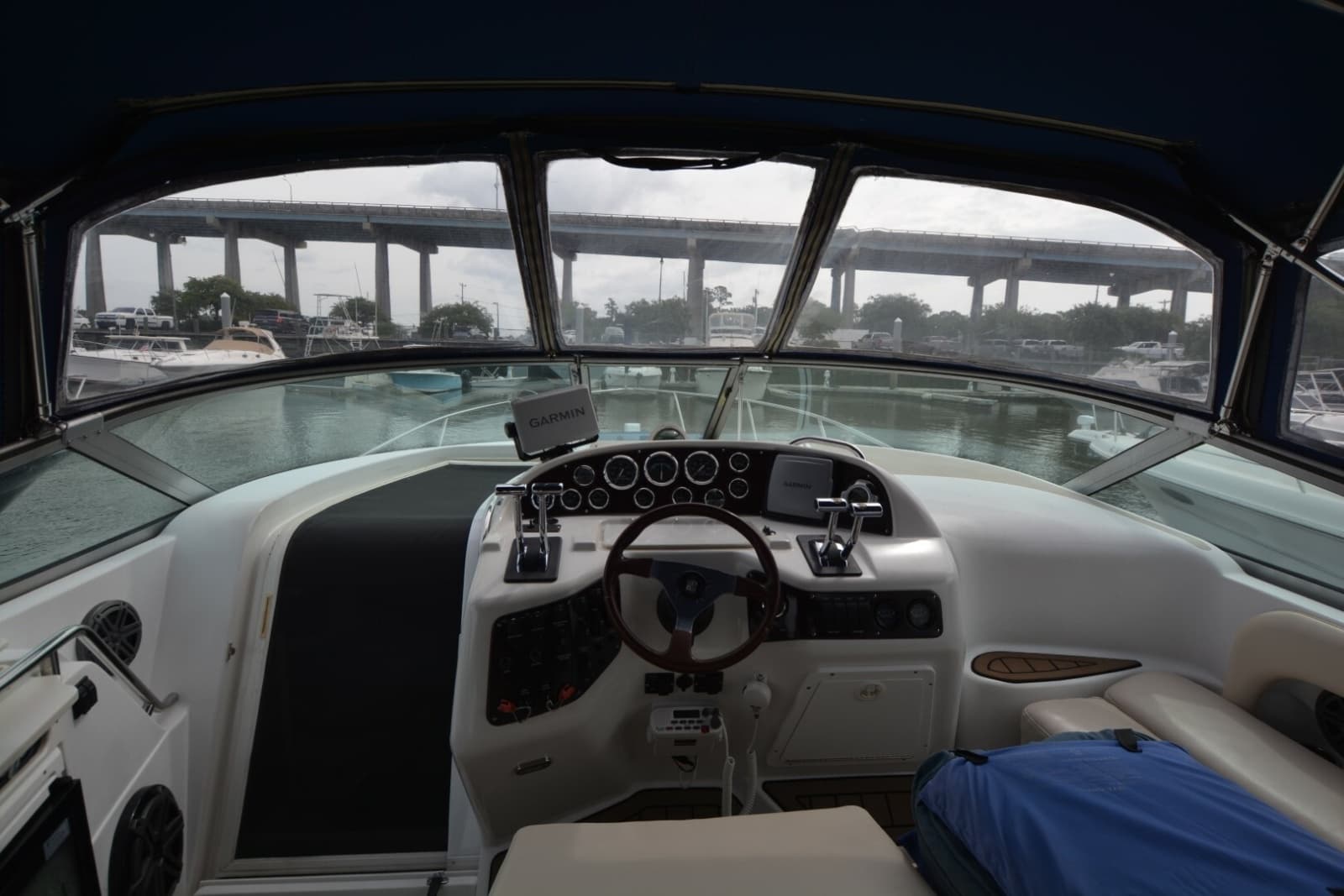 2001 Chris-Craft 328 - Photo 5