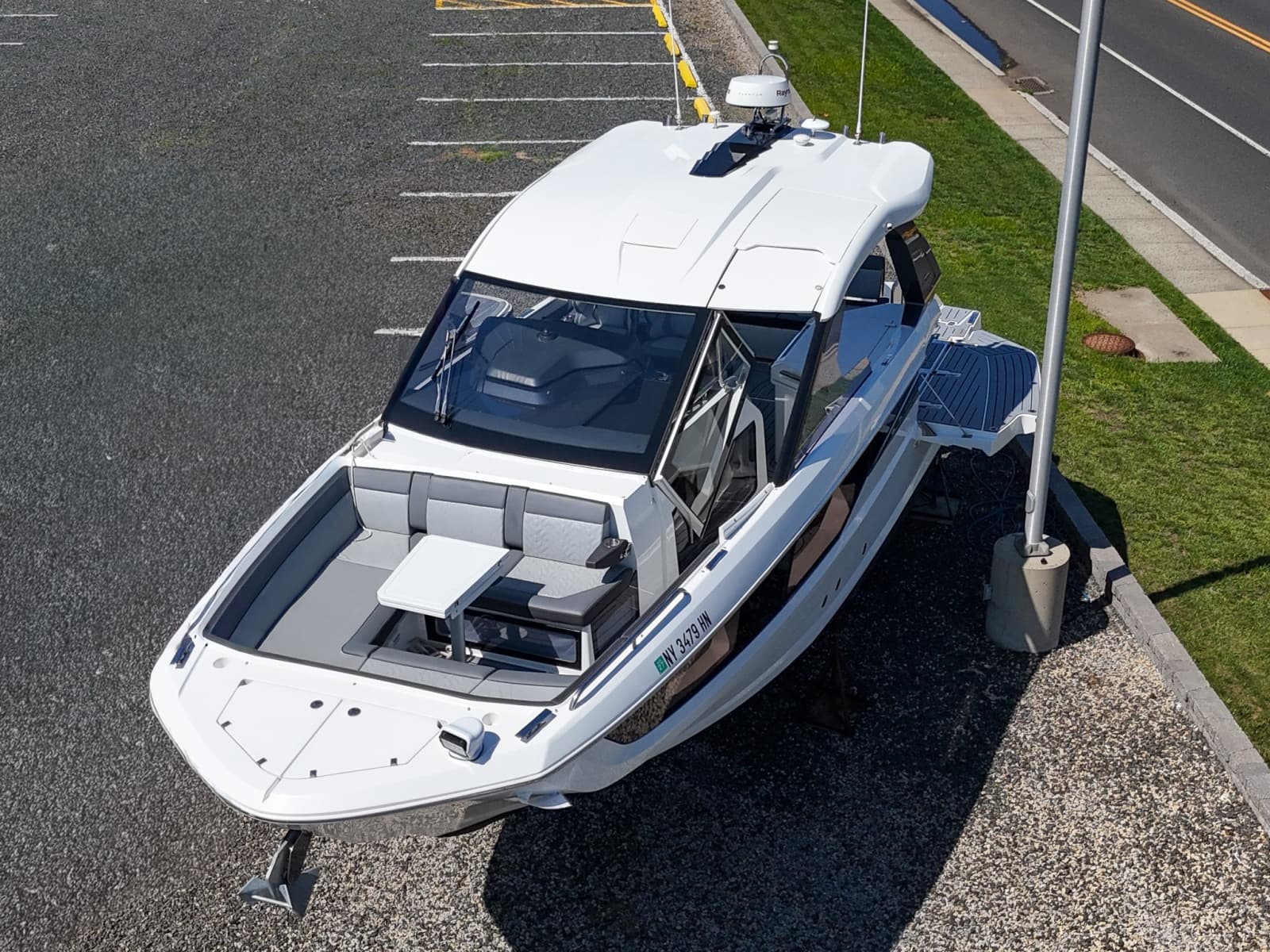 2022 Galeon 325 GTO - Photo 2