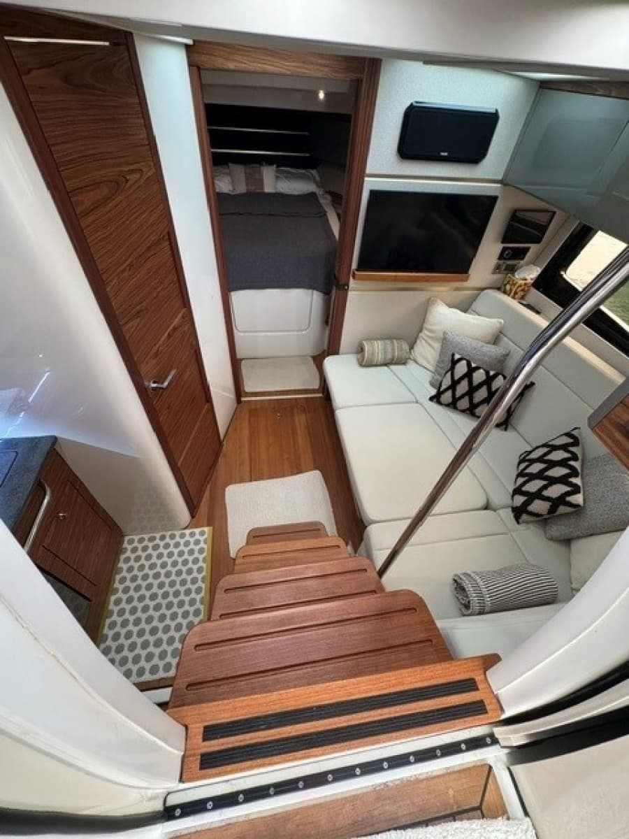 2021 Boston Whaler 405 Conques - Photo 23