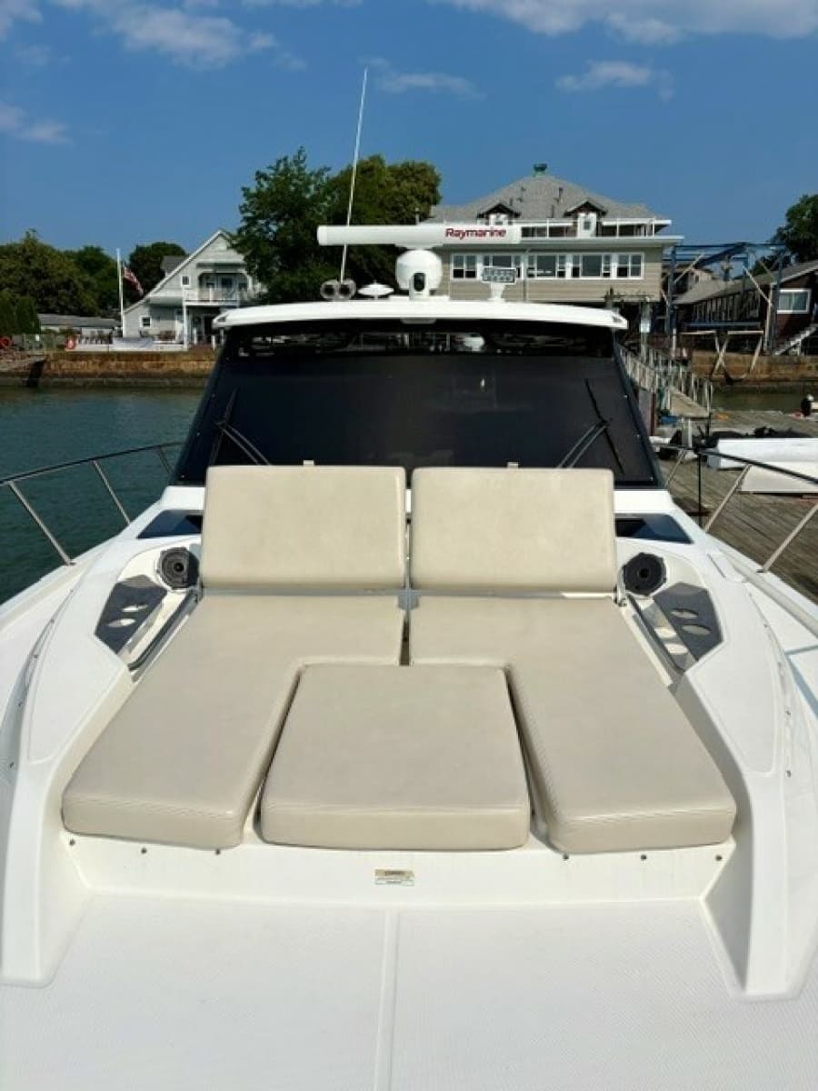 2021 Boston Whaler 405 Conquest - Photo 37