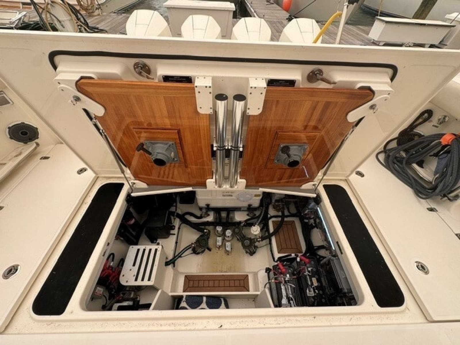 2021 Boston Whaler 405 Conques - Photo 9