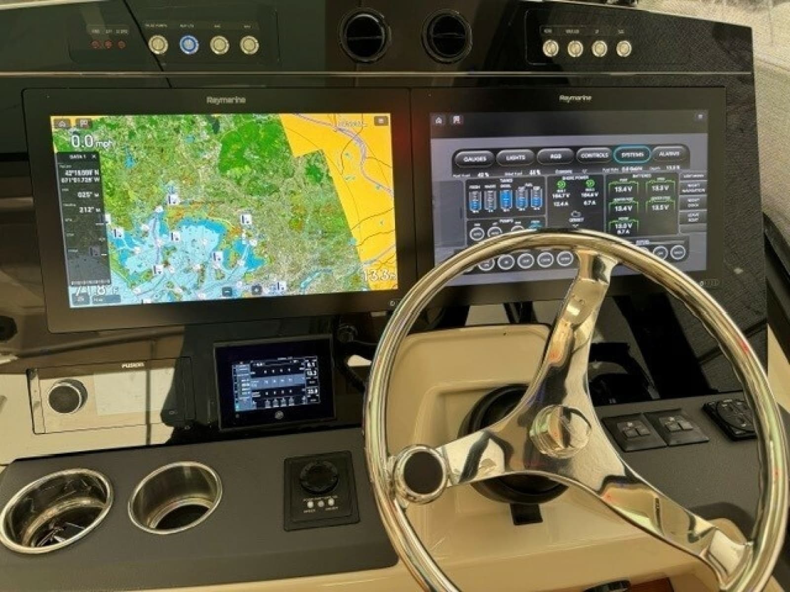 2021 Boston Whaler 405 Conques - Photo 19