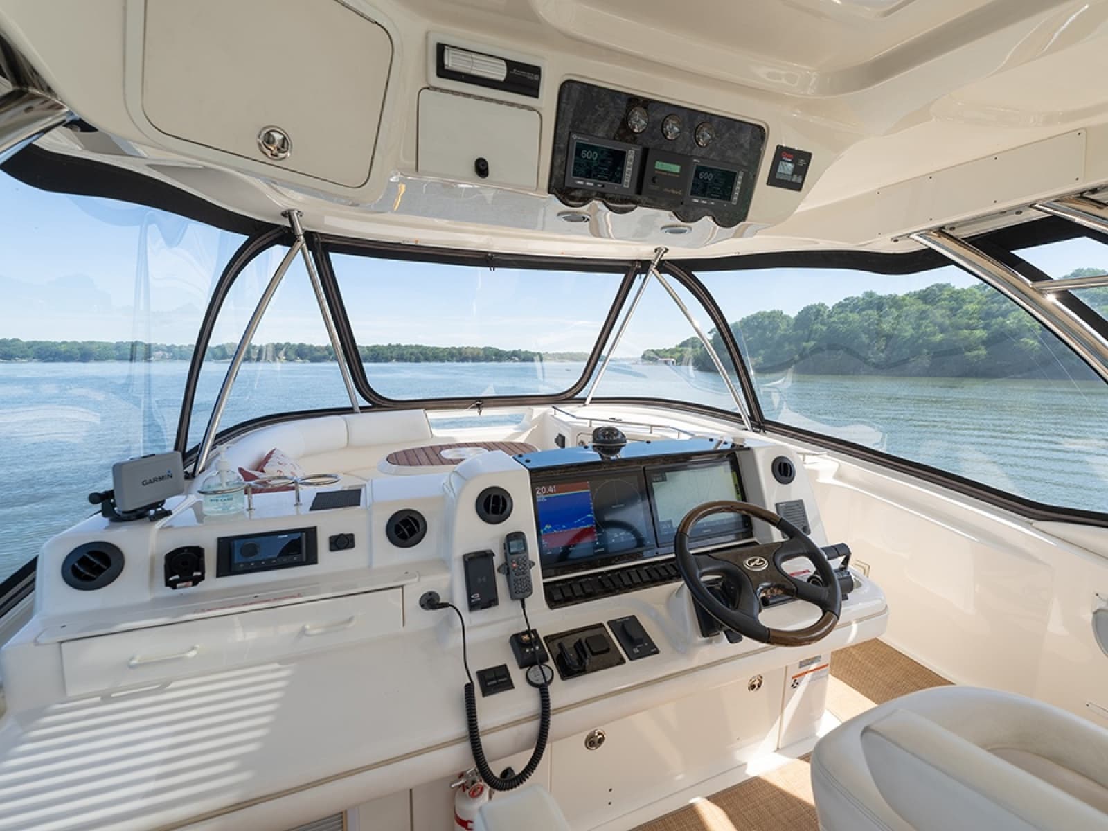 2010 Sea Ray 580 Sedan Bridge - Photo 20