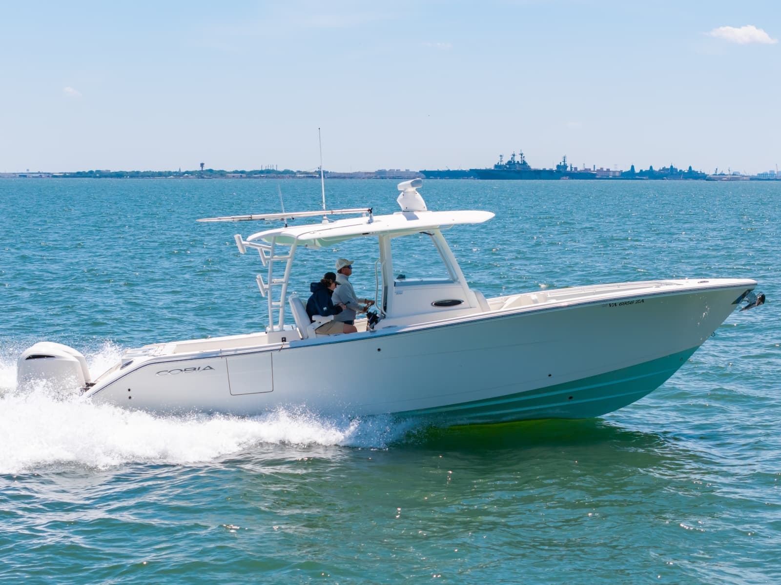 2020 Cobia 320 Center Console - Photo 5